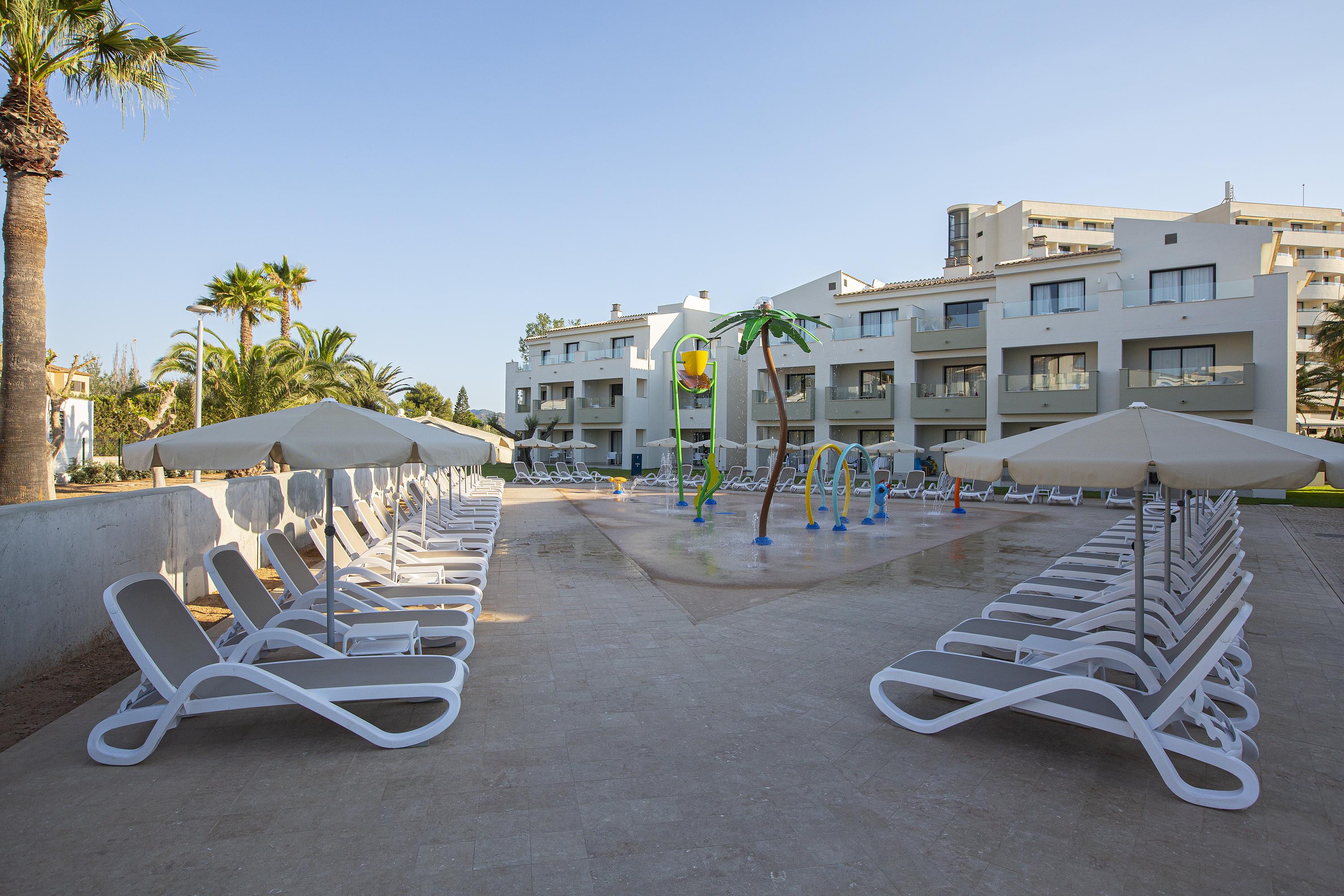 Hipotels Mediterraneo Club Sa Coma  Ngoại thất bức ảnh