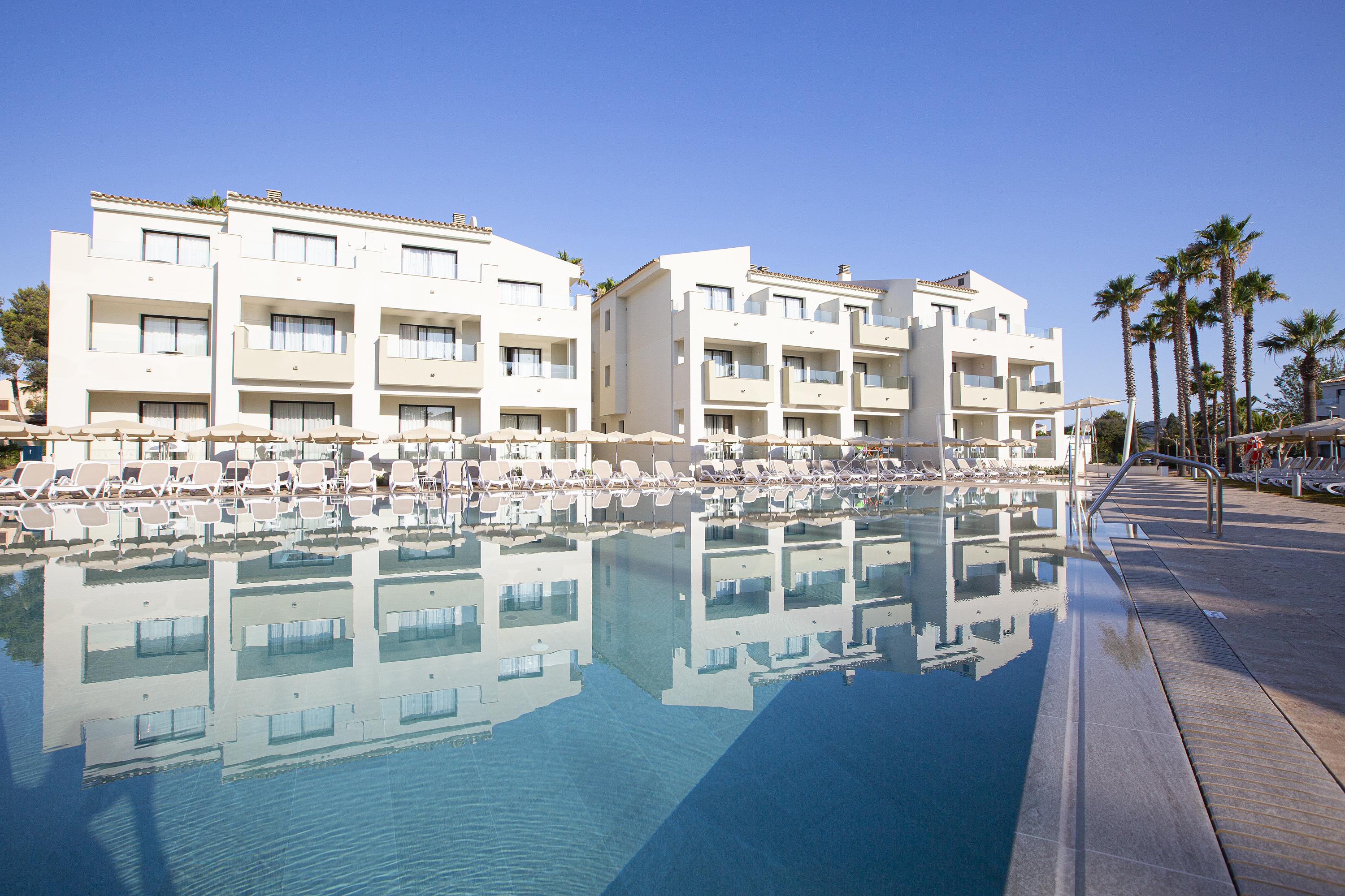 Hipotels Mediterraneo Club Sa Coma  Ngoại thất bức ảnh
