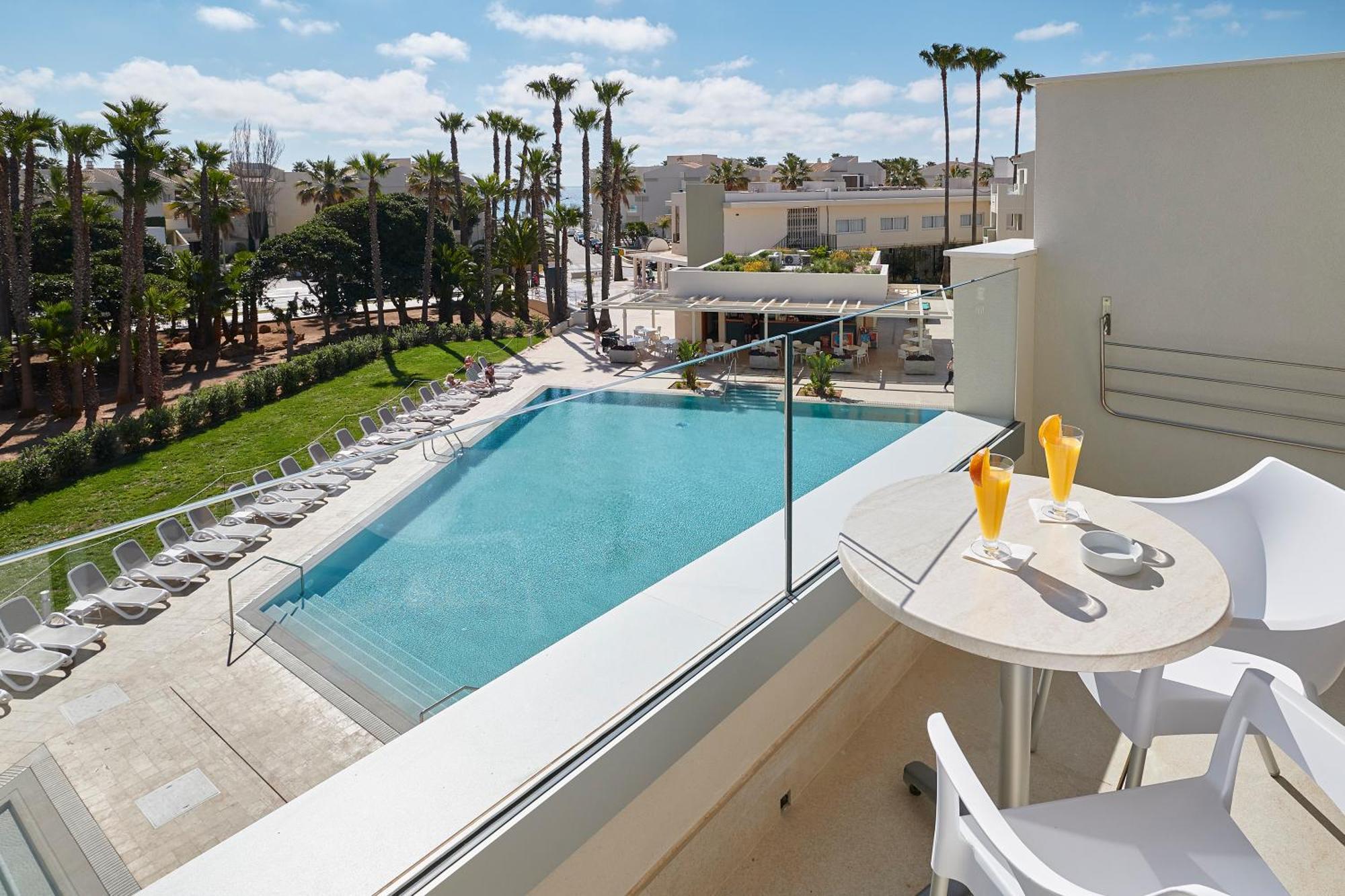 Hipotels Mediterraneo Club Sa Coma  Ngoại thất bức ảnh