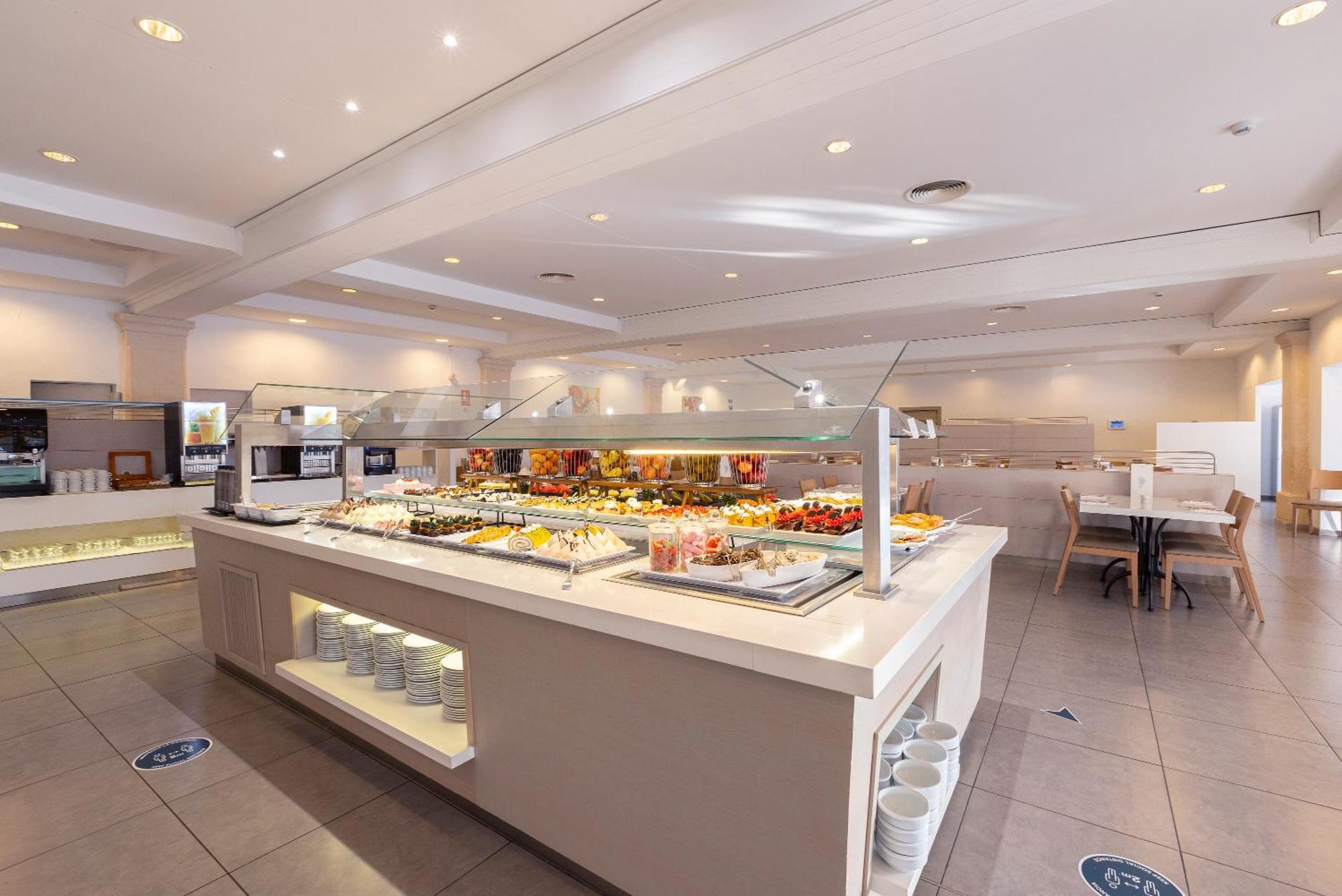 Hipotels Mediterraneo Club Sa Coma  Ngoại thất bức ảnh