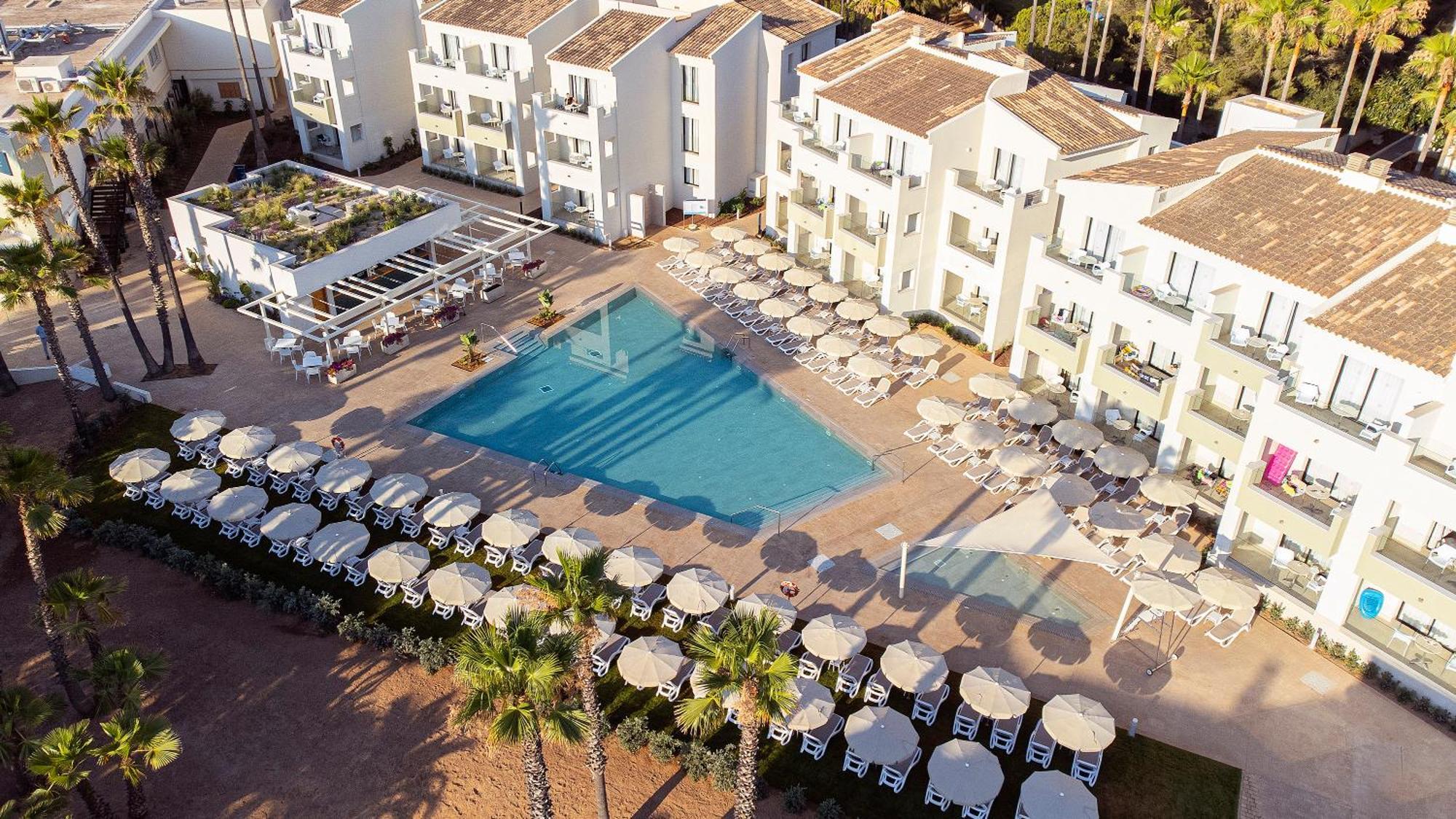 Hipotels Mediterraneo Club Sa Coma  Ngoại thất bức ảnh